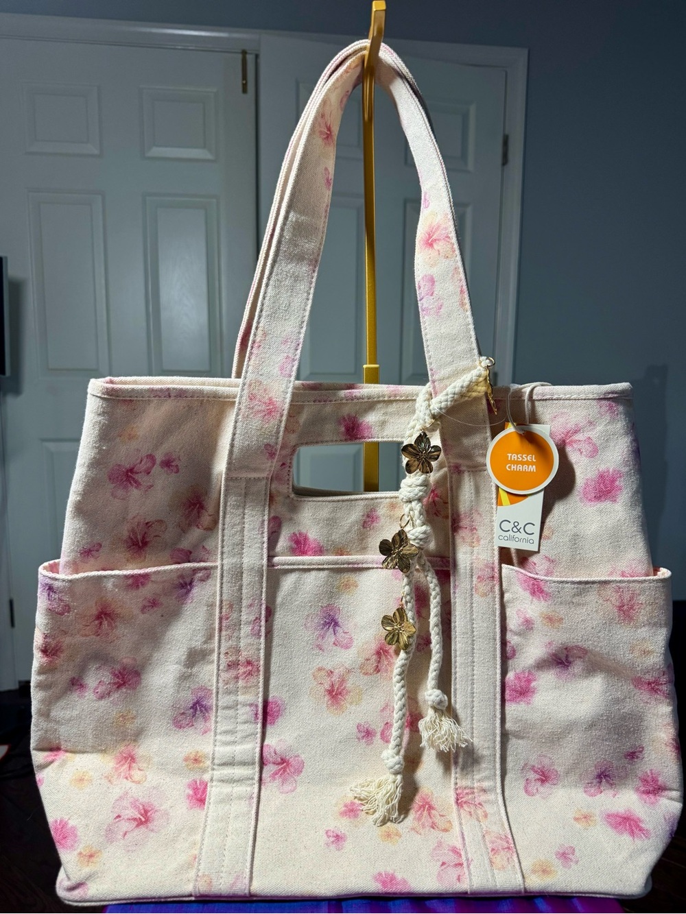NWT C&C California Canvas Floral Tote Bag Shoulder Strap